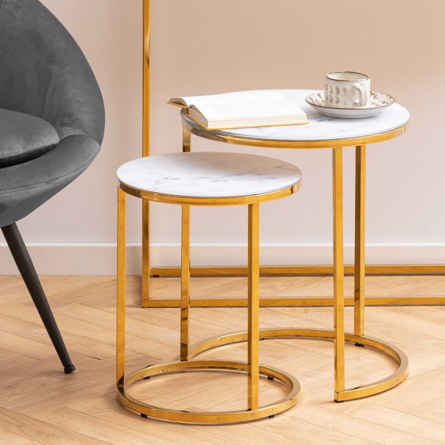 Alisma Nest of 2 Tables with White Marble Glass & Gold Base