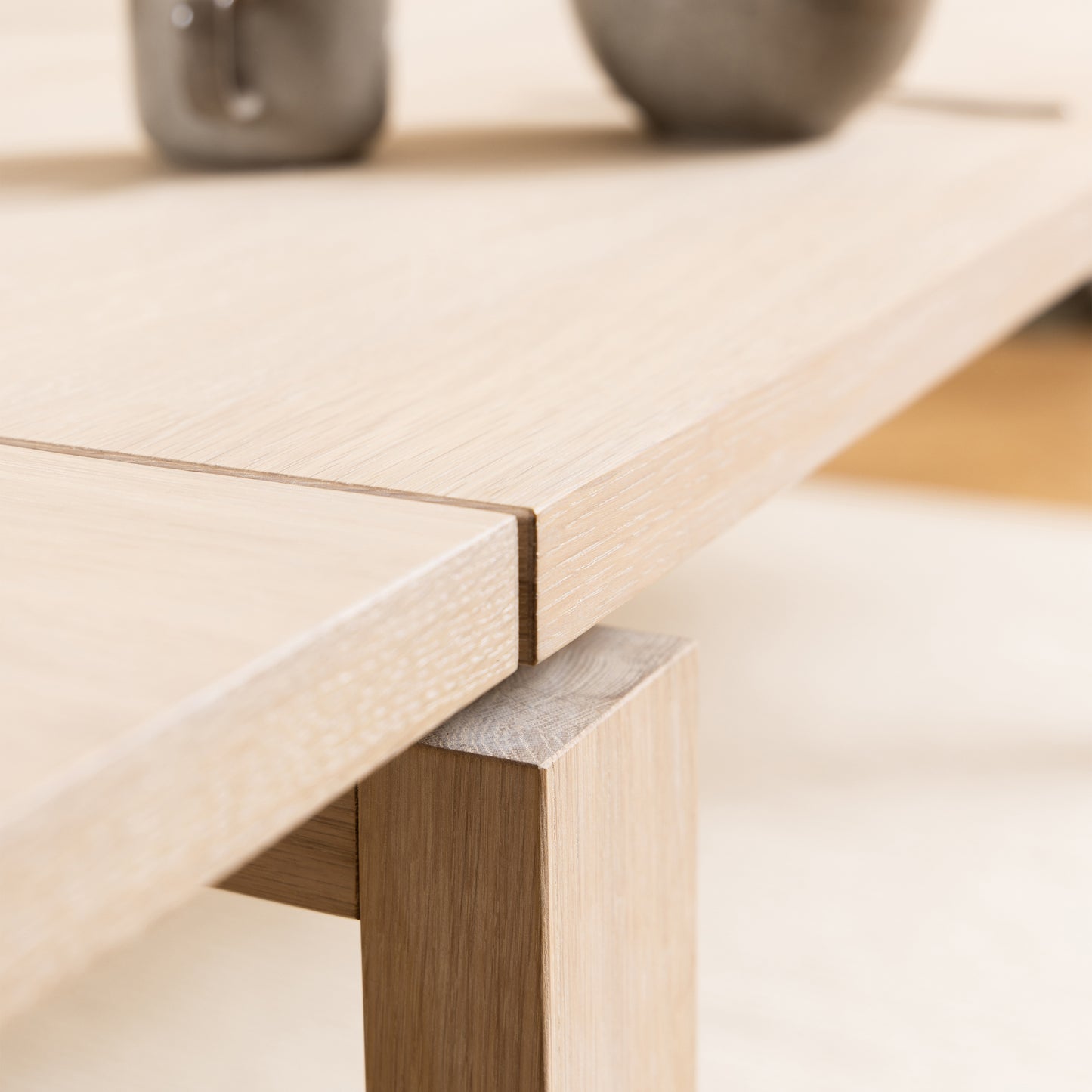 Linley Extendable Dining Table in White Oak 200/300 x 100 x 75cm