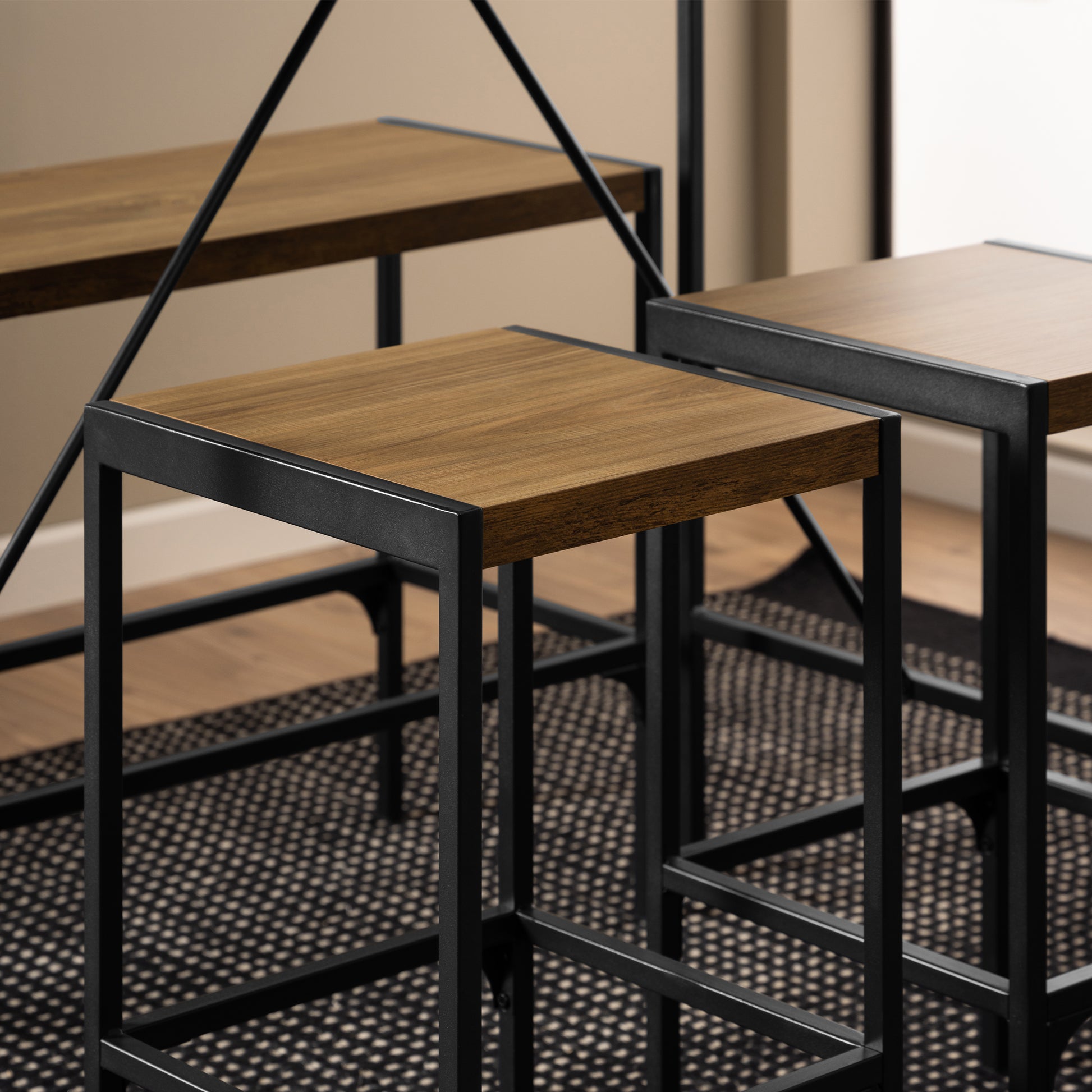 Bahamas Bar Table Set in Black and Oak