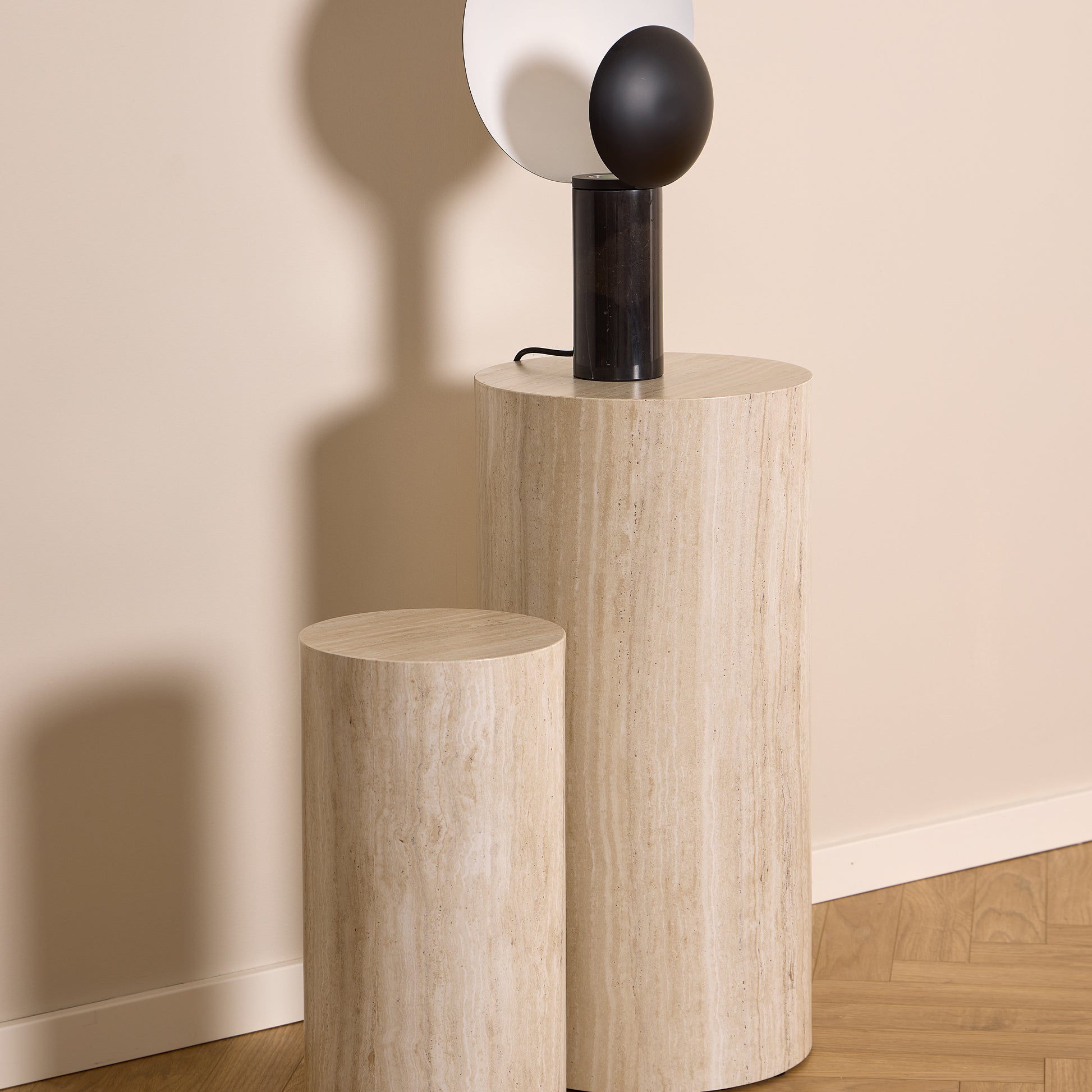 Dice Round Pedestal Set of 2 in Travertine Rough Paper