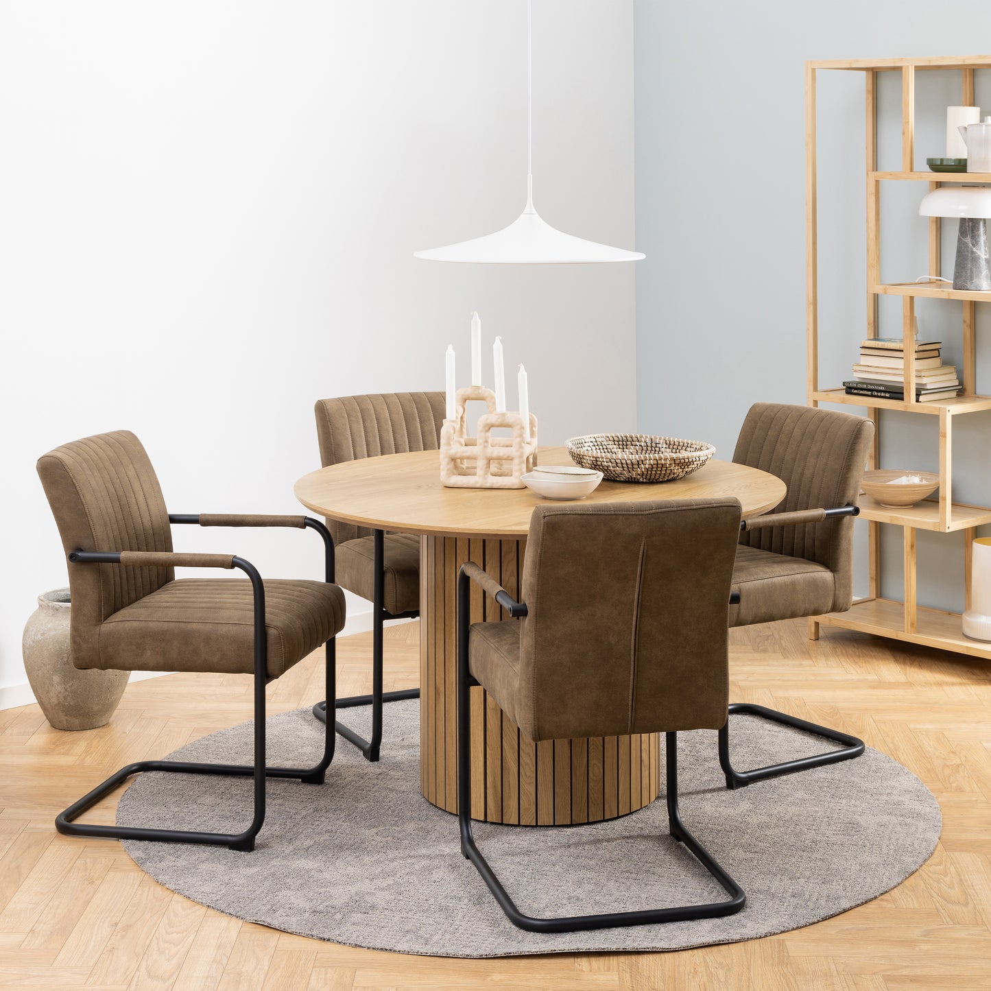 Yale Dining Table in Oak 120x120cm