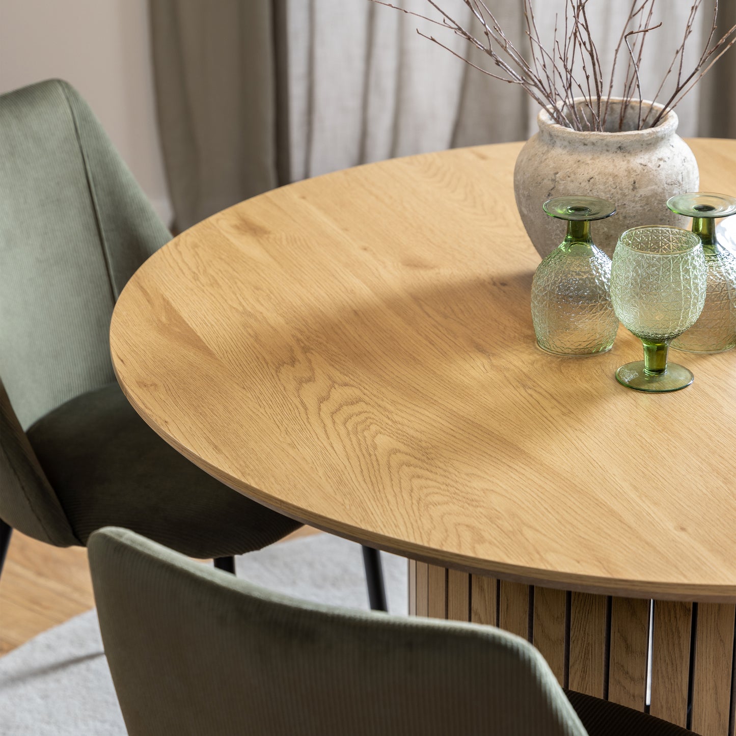 Yale Dining Table in Oak 120x120cm